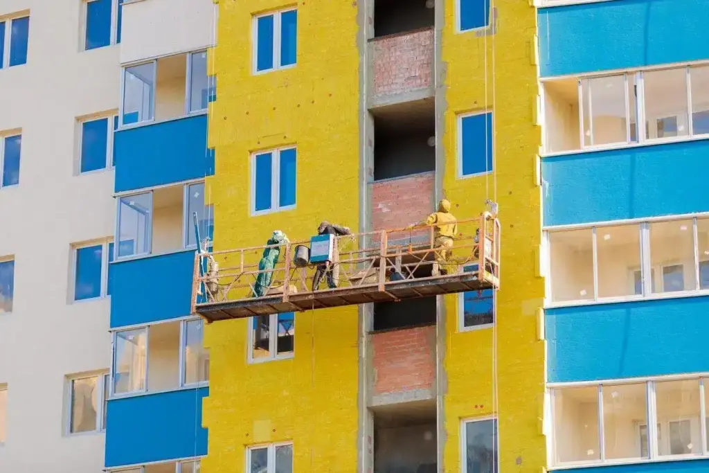How Often Should The Exterior Of A Commercial Building Be Repainted?